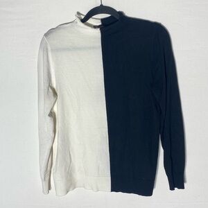 Vintage Carré Noir Two Tone Black and White Mock Neck Sweater L